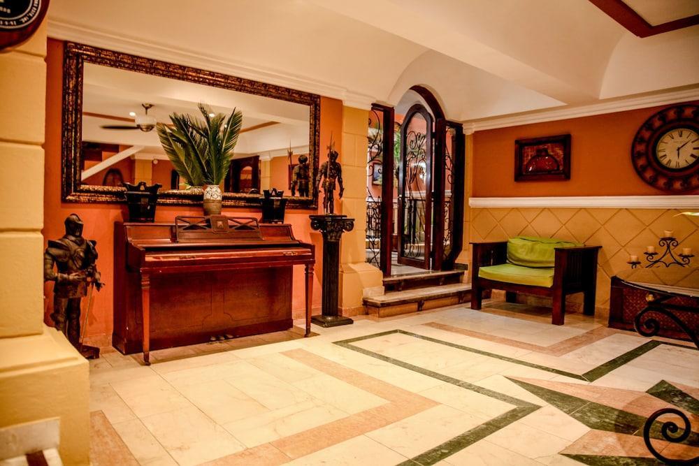 The Mt Hotel ババロ エクステリア 写真